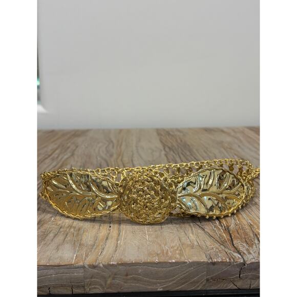 Vintage Gold Tone Unique Flexible Woven Belt - Picture 4 of 9